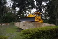 Die Planierraupe wurde von den Revoluionären benutzt