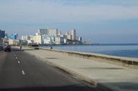 Malecón - heute ist das Meer spiegelglatt