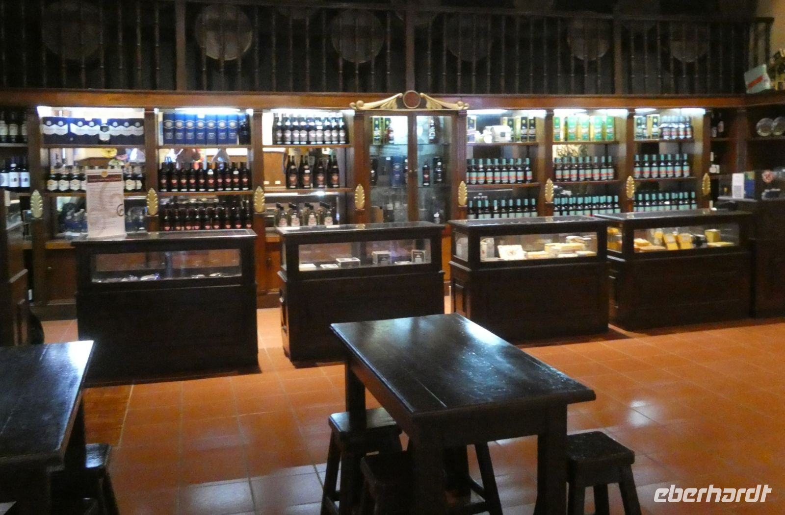 in der neuen Rumfabrik