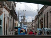 unsere Bicitaxis im Gewimmel