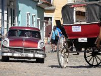 nehmen wir den Oldtimer oder die Kutsche