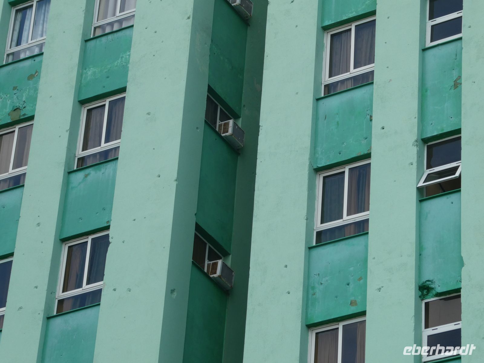 Hotel mit Einschusslöchern