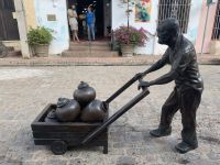 Der Wasserholer auf dem Platz Carmen in Camagüey