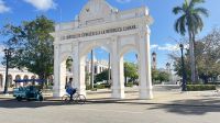 Kuba, Bummeln in der Stadt Cien Fuegos