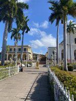 Der hübsche Hauptplatz in Trinidad