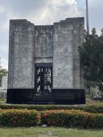 Alle Stilrichtungen sind auf dem Friedhof vertreten