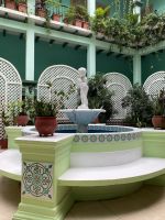 Brunnen sind wichtiger Bestandteil eines Innenhofes