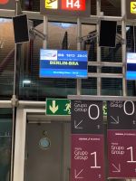 Warten in Madrid auf unseren Flug nach Berlin