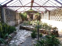 143 Die Beete haben die Form der Insel