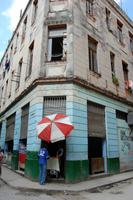 Wer vermutet hier ein Geschäft in Havanna - Keine Werbung ist Urlaub für die Augen