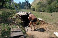 unser Spanferkel in der Mittagspause in den Bergen der Sierra del Escambray