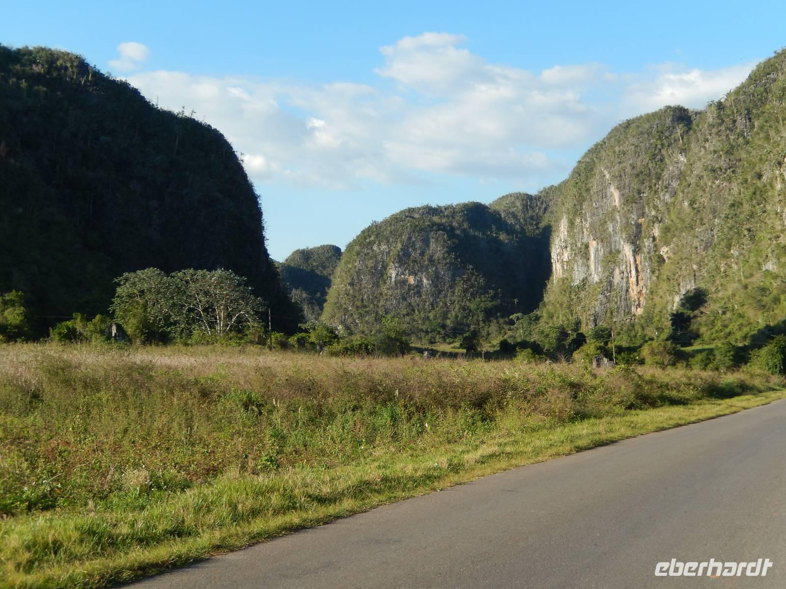 Kalksetinfelsen im Vinales Tal