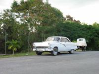 Mittagessen im Restaurant mit Panorama-Blick über das Valle de Viñales