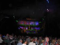 Abendveranstaltung im Freiluft-Kabarett 