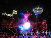 Abendveranstaltung im Freiluft-Kabarett 