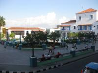 Santiago de Cuba - Parque Cespedes im Zentrum der Stadt