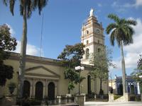 Camagüey - Am Parque Agramonte die Catedral de Nuestra Senora de la Candeliria