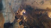 Höhlenbesuch in Vang Vieng 
