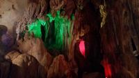 Höhlenbesuch in Vang Vieng 