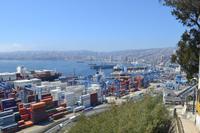 Blick auf die Bucht und den Hafen von Valparaíso