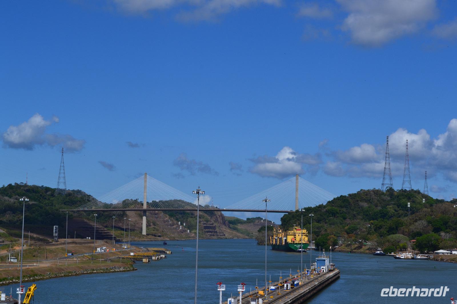 Fahrt durch den Panamakanal - Puente Centenario