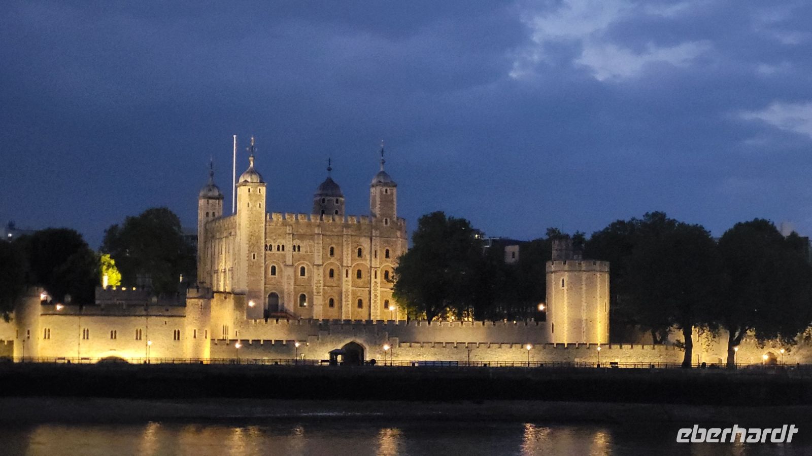 08 – London, Tower of London bei Nacht