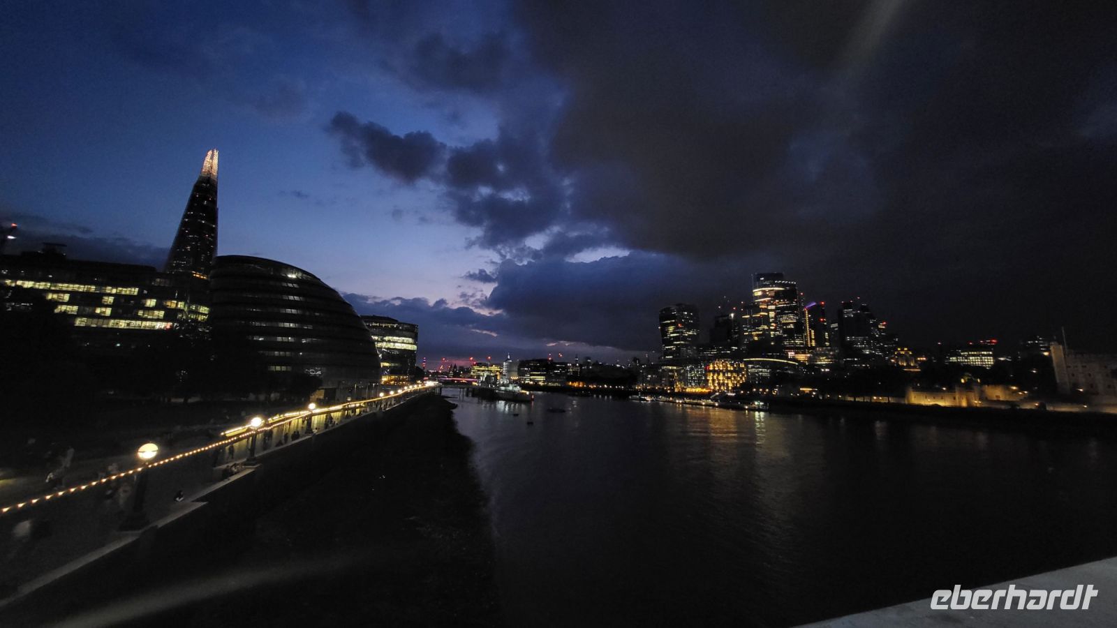 10 – London, Skyline bei Nacht