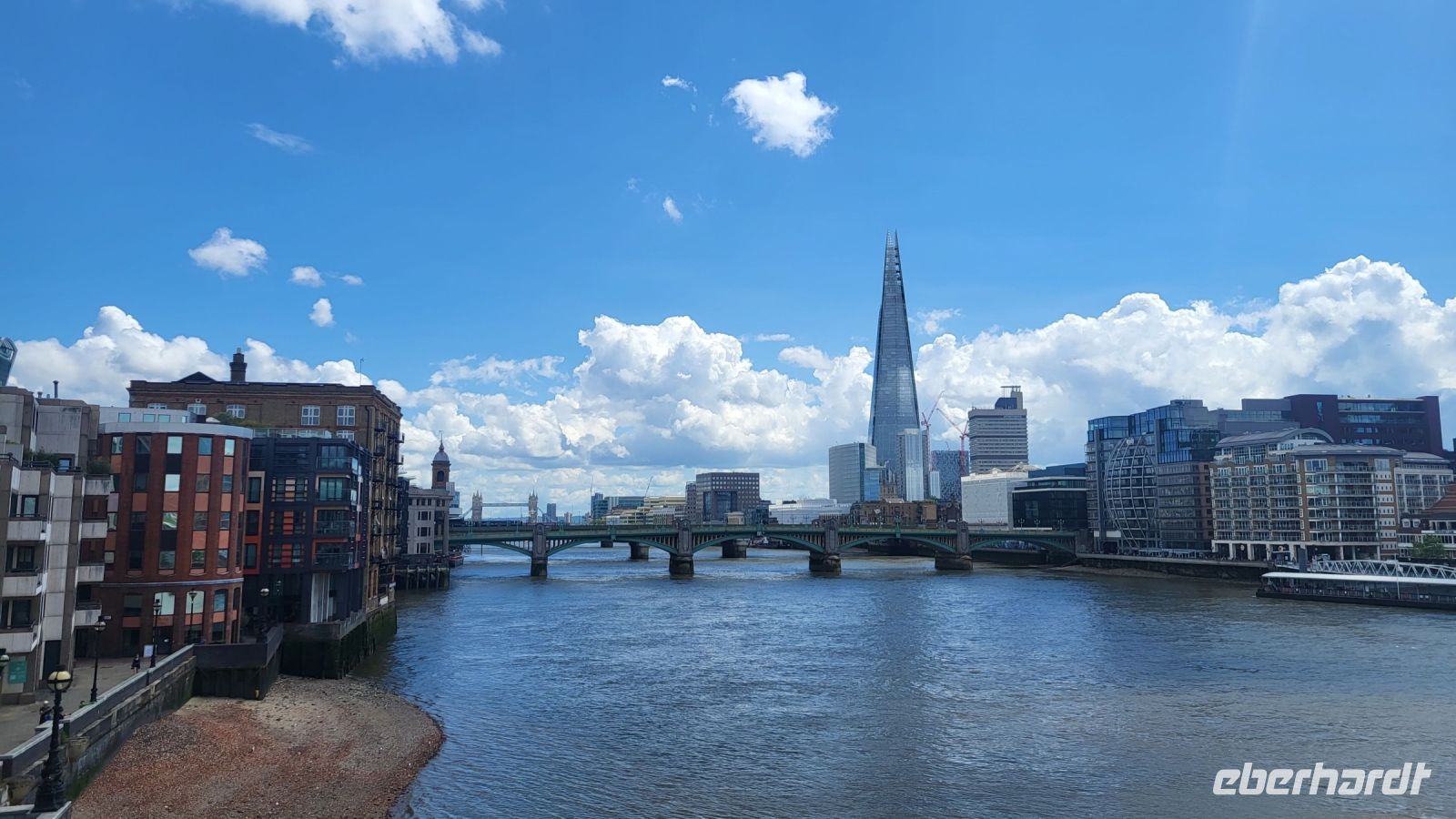 58 – London, Skyline an der Themse