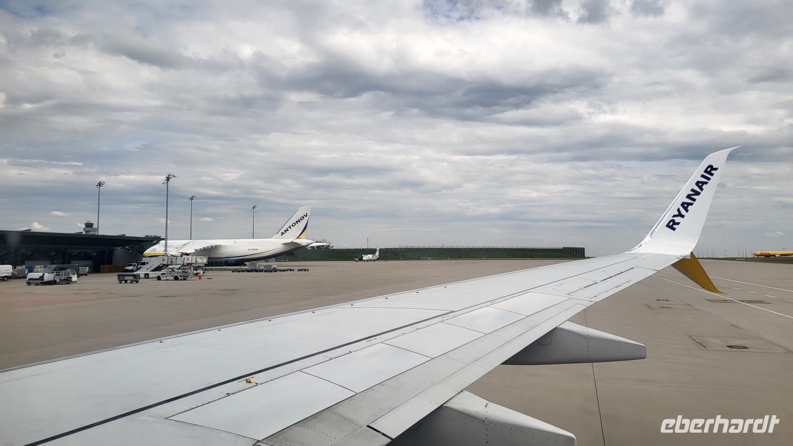 71 – Flughfen Leipzig Halle