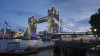 die Tower Bridge am Abend