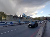 Der Tower, ein Londoner Taxi und die City of London &ndash; &copy; Andreas Böcker (Eberhardt TRAVEL)
