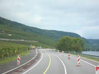 Mosel mit Weinbergen