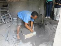 Ambajolampy: in der Alumium-Werkstatt