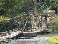 Ranomafana - Brücke (alt oben/neu unten)