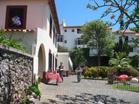 Schokoladen-Verkostung im Kräutergarten von Maria João