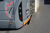 auf den Zentimeter eingeparkt unser Busfahrer Bruno ist ein Könner!!!