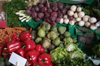 Grüne Frucht =Zuckerapfel (VanilleApfel)