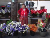 Blumenfrau in Funchal