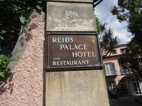 auf geht es zum 5 Uhr Tee im Reid's