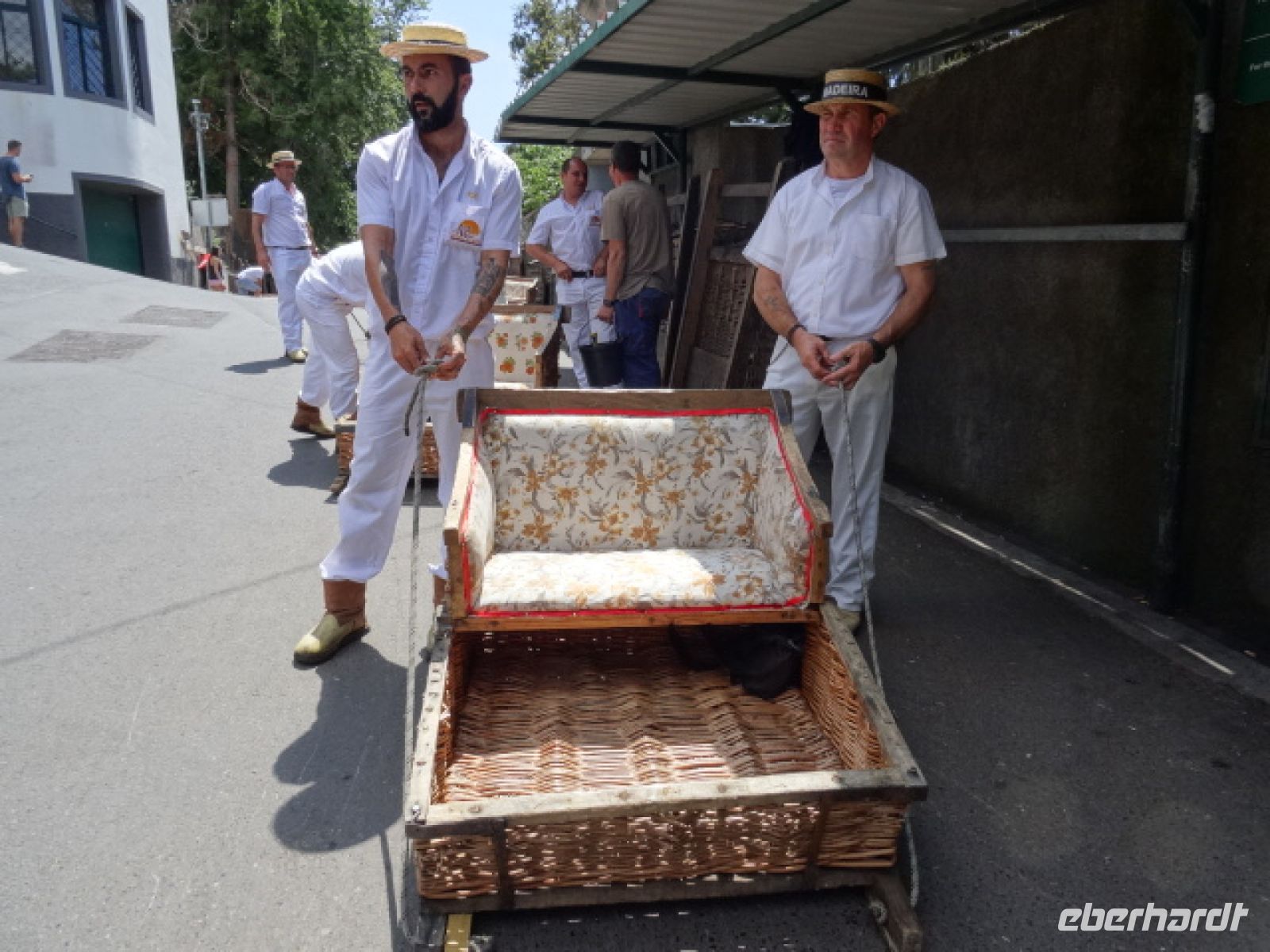Monte- Abfahrt der Korbschlitten