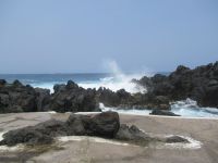 Porto Moniz - die Lavafelsen im Meer und der wilde Ozean