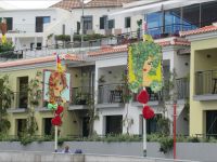 Camara de Lobos für Fest geschmückt