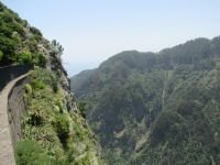 Strasse Richtung Nonnental