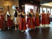 Folklore zum Espetada-Abendessen