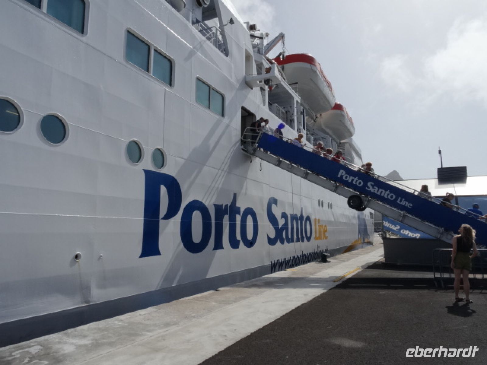 Ankunft der Fähre aud Porto Santo