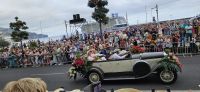 Bürgermeister von Funchal eröffnet den Festumzug
