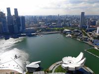 Rundreise Singapur & Malaysia, Singapur, Blick vom Hotel Marina Bay Sands 