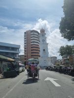 Insel Penang - Georgetown (Rikschafahrt vorbei am Queen Victoria Memorial Uhrenturm)