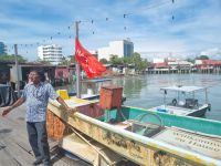Insel Penang - Georgetown (Rikschafahrt mit Stopp am Wasserdorf Chew Jetty)