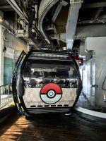 In solch eine Kabinenbahn passen 4 - 6 Gäste hinein und der Ausblick ist großartig